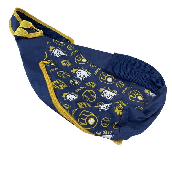 Milwaukee Brewers Sling Backpack With Adjustable Strap NEW - Picture 2 of 6